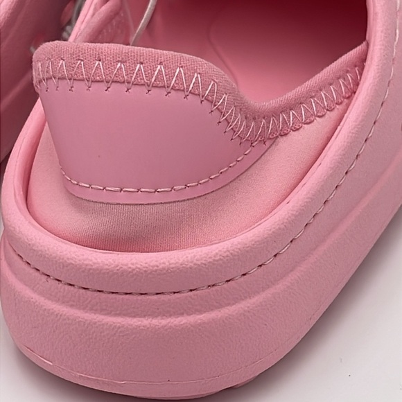 NWT Cat & Jack Toddler Girls Pink Rowan Pull-On Slip On Water Shoes Size 12 - Picture 9 of 13